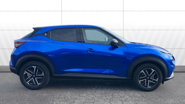 Nissan Juke 1.0 DiG-T N-Connecta 5dr Petrol Hatchback